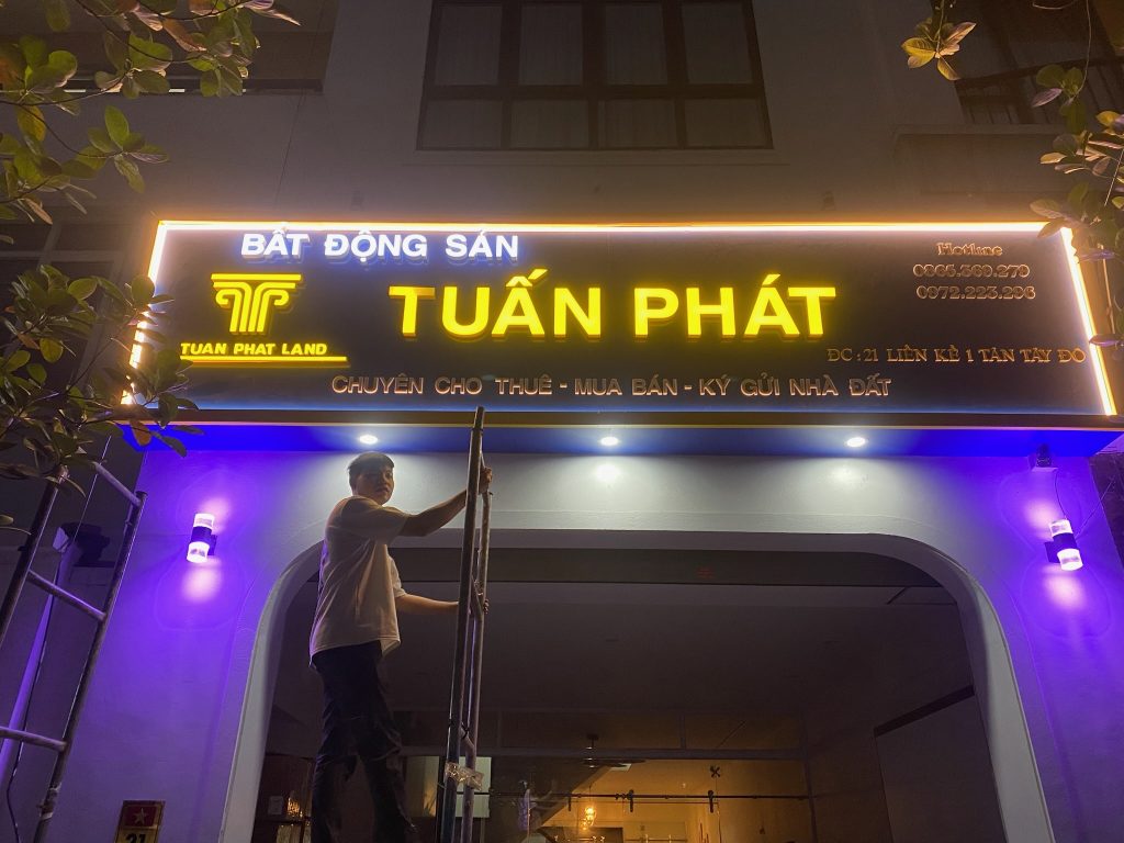 Thiết kế thi công biển quảng cáo công ty BĐS